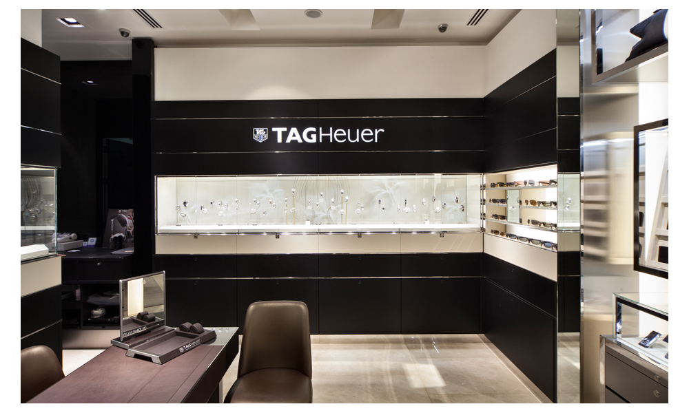 TAG HEUER